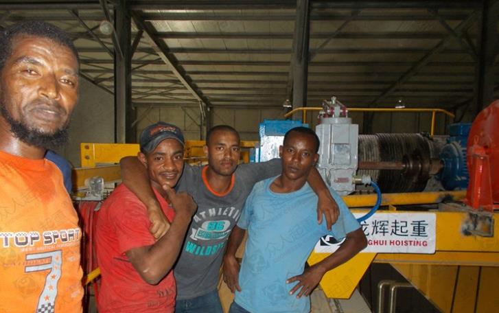 遠銷沙特抓斗起重機